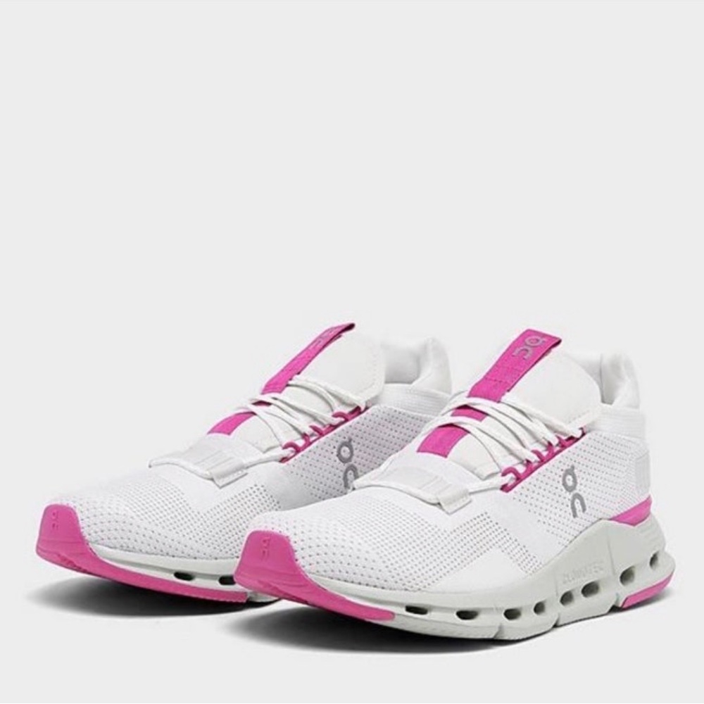 ON Running Cloudnova Women Shoes Various Sizes Undyed White Carnation